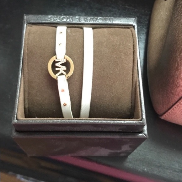 Michael Kors double wrap bracelet - Picture 1 of 1